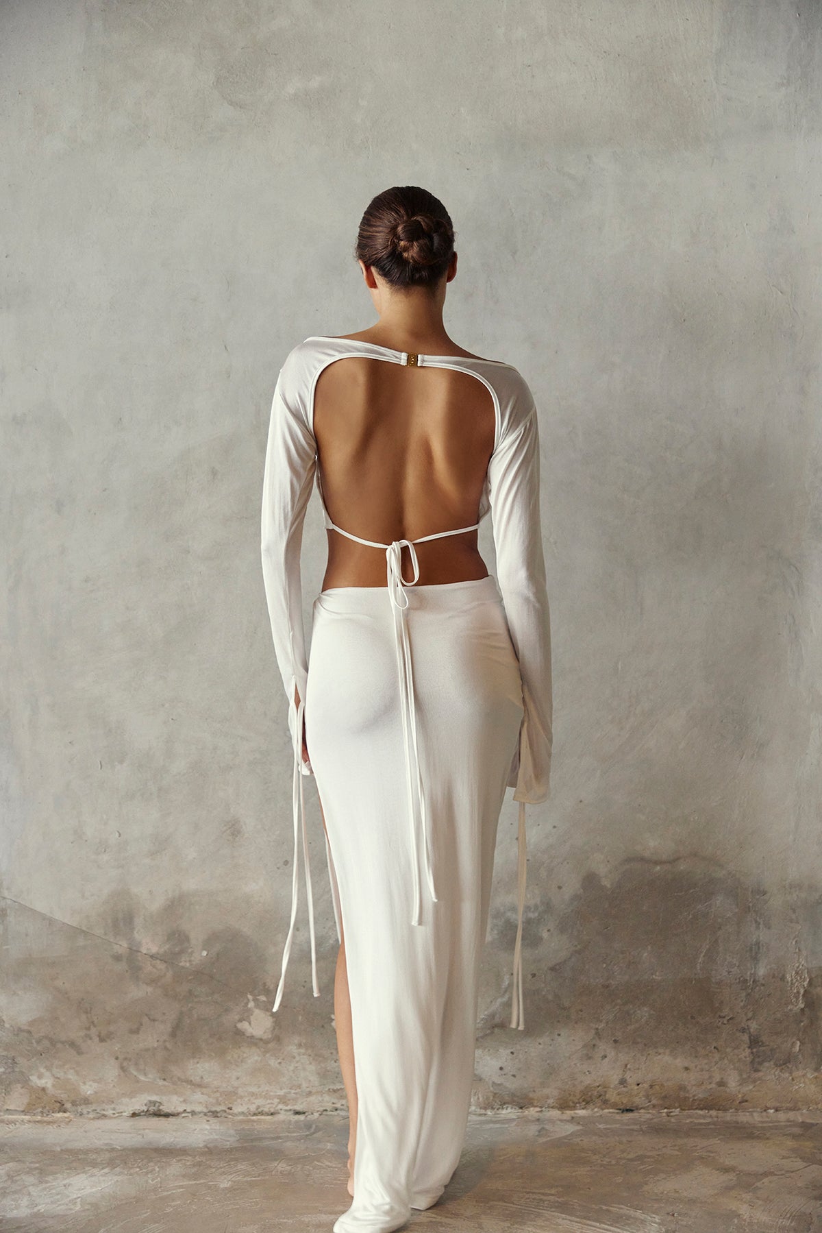 SILK BACKLESS CROPPED TOP - BIANCO